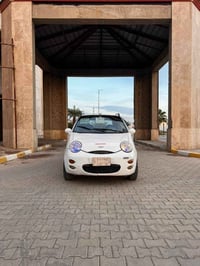 شيري كيوكيو • ٢٠١٢ • نجف