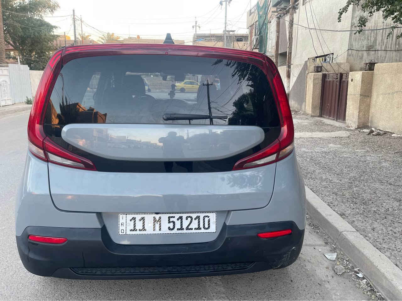 كيا صول موديل ٢٠٢٢
رقم بغداد دولي 
هزة جديده بشهر الواحد مسويها 
مكينة ٢٠٠٠ دوش 
تحكمات ستيرن 
شاشة بلاديه 
كامره بلاديه 
رادارات 
اطفاء ذاتي اثناء الوقف لتقليل صرف الوقود 
تبريد ثلج 
السياره جديده جدا ماشيه ٢٩ 
صور الحادث بالمنشور 
مصبوغه عام اثر طخات من امريكا مكفوله من الكلبة والكص شواصي لغود مكفوله 
سعرها ١١٤ 
مكاني بغداد الدوره 
*********** بغداد, العراق
