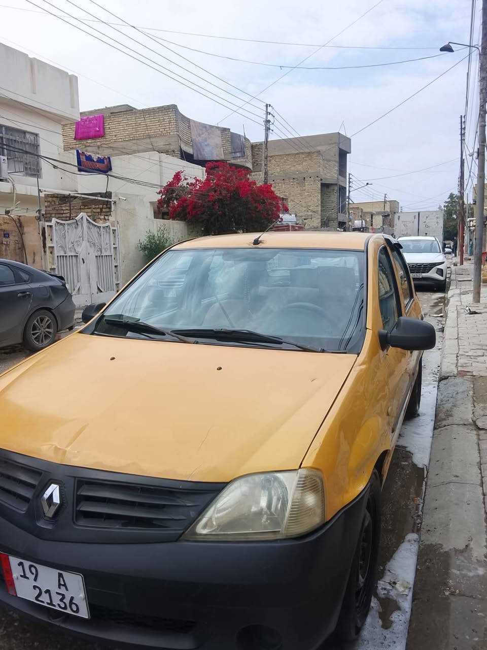 رينو لوكان موديل 2014 بسمي تكسي مصفره هيىه وغرامات مكينه كير فرنسي كامله كبل لشارع نقص بس راديتر تبريد وبيهه طخات خفيفه مبينه بالصور مكاني بغداد العبيدي السعر 40 استفسار ***********
