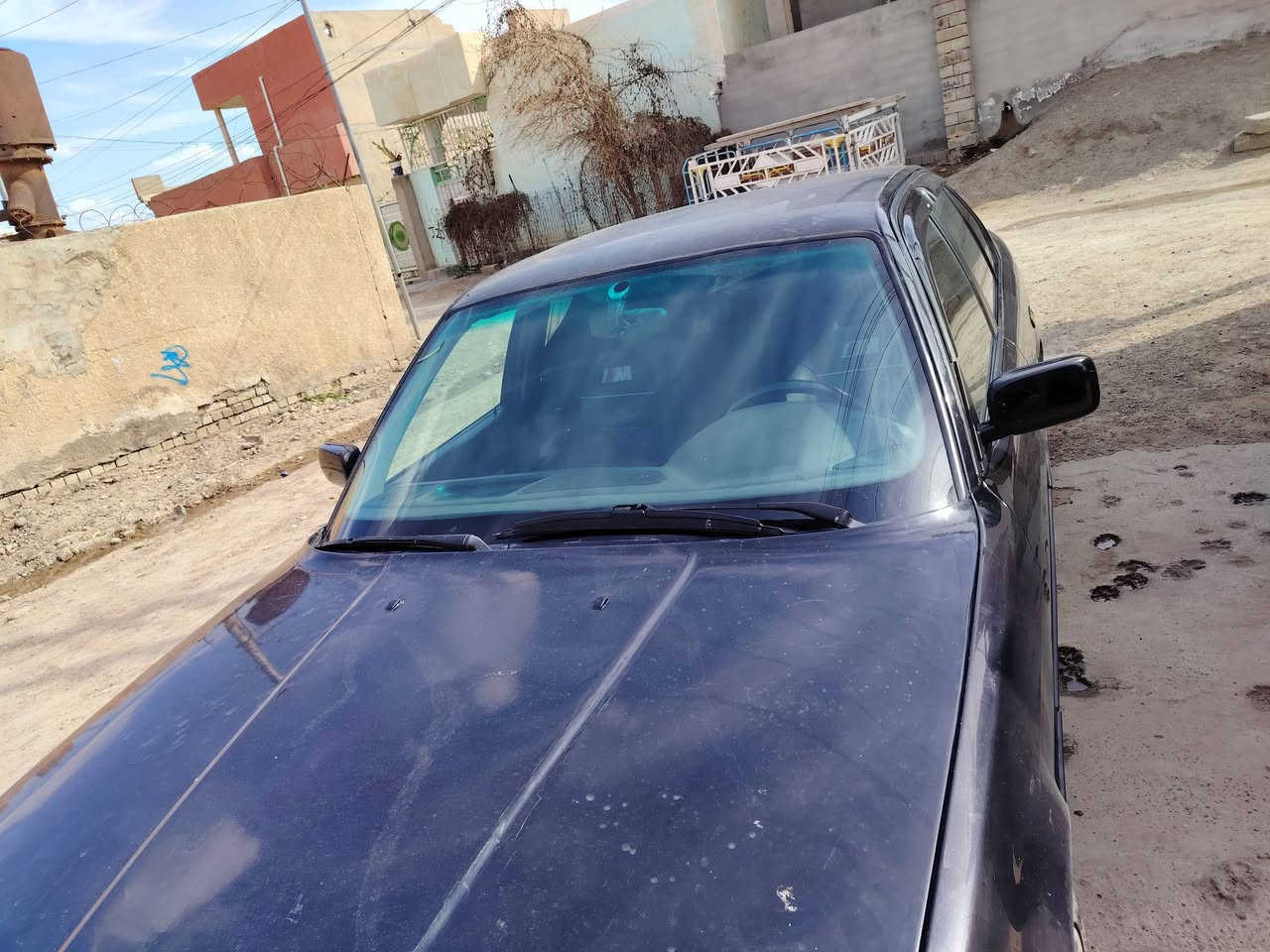 بيئم موديل 1992 حجم 525 فول  محرك كير صدر غرفه كله جديد محرك وكير  صقر دبل فانوص. رقم اربيل هزه جديده تبريد ثلج صدر تخم تاير. مناقصها بس صوت بل باور بشاره فقط  السعر 64 وبيها مجال مكان سياره صلاح الدين بيجي الاستفسار *********** بي واتساب
