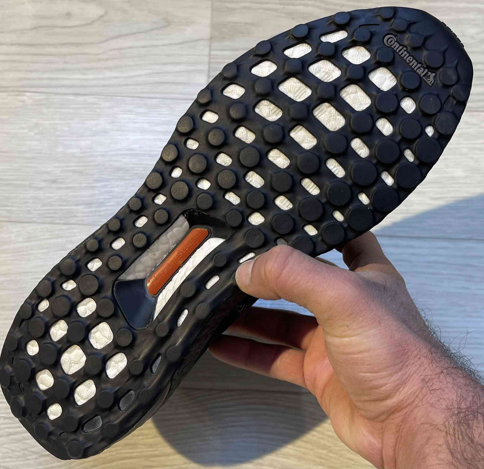 🖤🖤🖤❤️💚اديداس الترى بوست💚❤️🖤🖤🖤🖤باله وكاله مملبوس
قياس 41 ونص         26CM

يوجد توصيل 🚕🚕🚕🚕🚕🚕🚕🚕🚕🚕🚕🚕🚕🚕

https://www.facebook.com/slmon.slmon2022?mibextid=LQQJ4d


**إذا كنت صاحب هذا الإعلان وتريد حذفه لأي سبب، رجاءا أرسل رسالة إلى الدعم الفني**