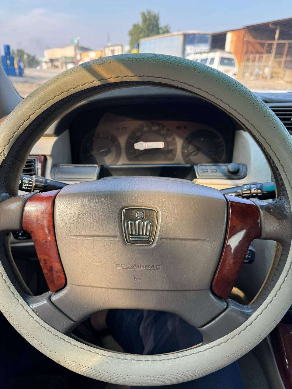 تويوتا كراون ملكة 2003
المواصفات
رقم كركوك قرار 48
تسجيل جديد مشروع وطني
رقم انكليزي
سنويه باسمي لل2030
 دكمتين
مكينه ديفور زغير

ويل نجمه 
مري شفط + 
4 كشنات كهرباء
برده خلفية
مانع انزلاق
داخل بيجي وصاج ملكي

مثبت سرعة
حداديه جديده

تخم تايرات جدد
سبير ما نازل

كفاله من كص ونقل جثه وضربه

🟧  📮

السعر 148وبيه مجال 
***********

#تويوتا_كراون #كراون_ملكة #كراون_2003 #كركوك #مشروع_وطني #حراج_السيارات #بيع_سيارات
