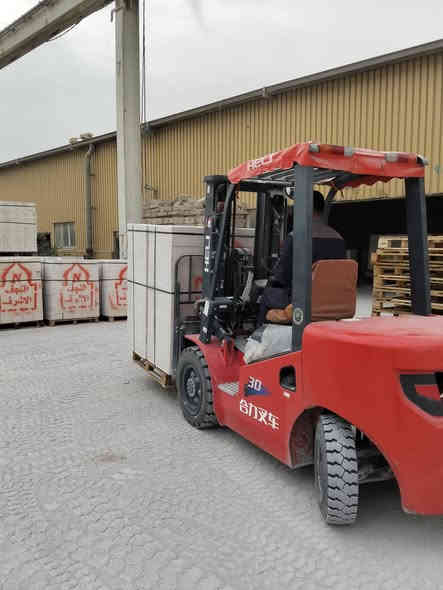 يعلن معمل ثرمستون النجف تخفيض سعار  جمله   لكافة محافظات العراق  ***********
***********       24  ×24×60/عدد الكبسه 42⬅️يبني 6متر طول بأرتفاع /1متر

18×24×60/عدد الكبسه 56قطعه ⬅️يبني 8متر طول بأرتفاع /1متر
20×20×60عدد الكبسه 60قطعه ⬅️يبني 7متر وربع طول برتفاع /1متر
15×20×60⬅️عدد الكبسه /80/قطعه يبني 9متر ونص طول برتفاع /1متر
14×24×60/⬅️عدد الكبسه /70/طابوقه تبني 10طول برتفاع /1متر

قياسات طابوق العگاده والتغليف
12×24×60⬅️/عدد الكبسه /84طابوقه تعگد /12متر مربع
10×20×60/⬅️عدد الكبسه 100طابوقه +10طابوقه قياس 20حمايه تعگد 13متر
لاتصال على لارقام
***********
***********
