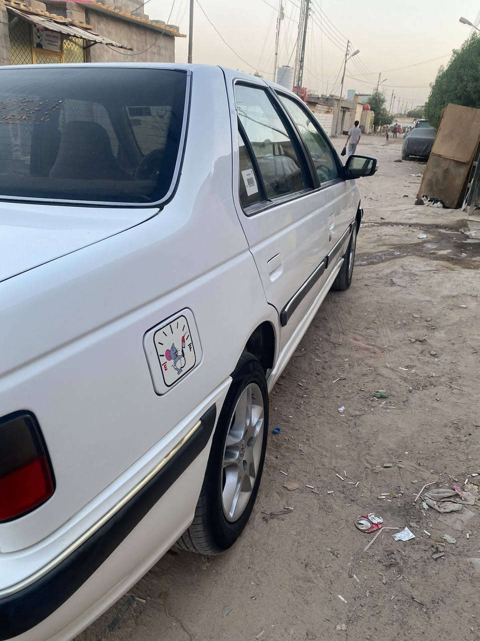 بيجو موديل ثلاثة وعشرون رقم ذي قار انكليزي السيارة اقصاد الاتصال على هذا الرقم***********
