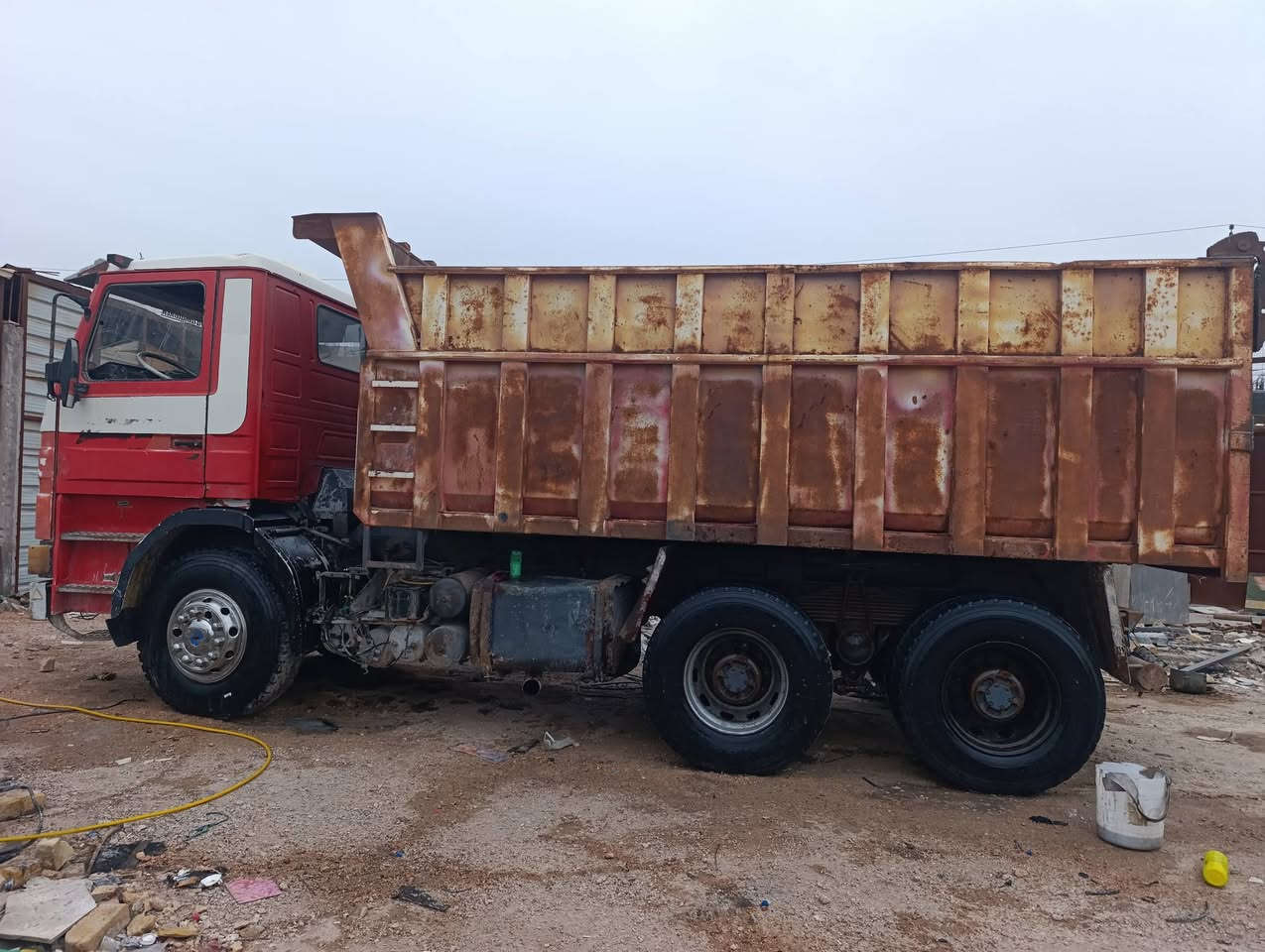 السلام عليكم سكانيه للبيع
مكينه 12.5  لا تنقيص ولا تبخير شاصي مكفول مجموعه فالوفو حديث إسرائيله.    رقم مثنى ***********
