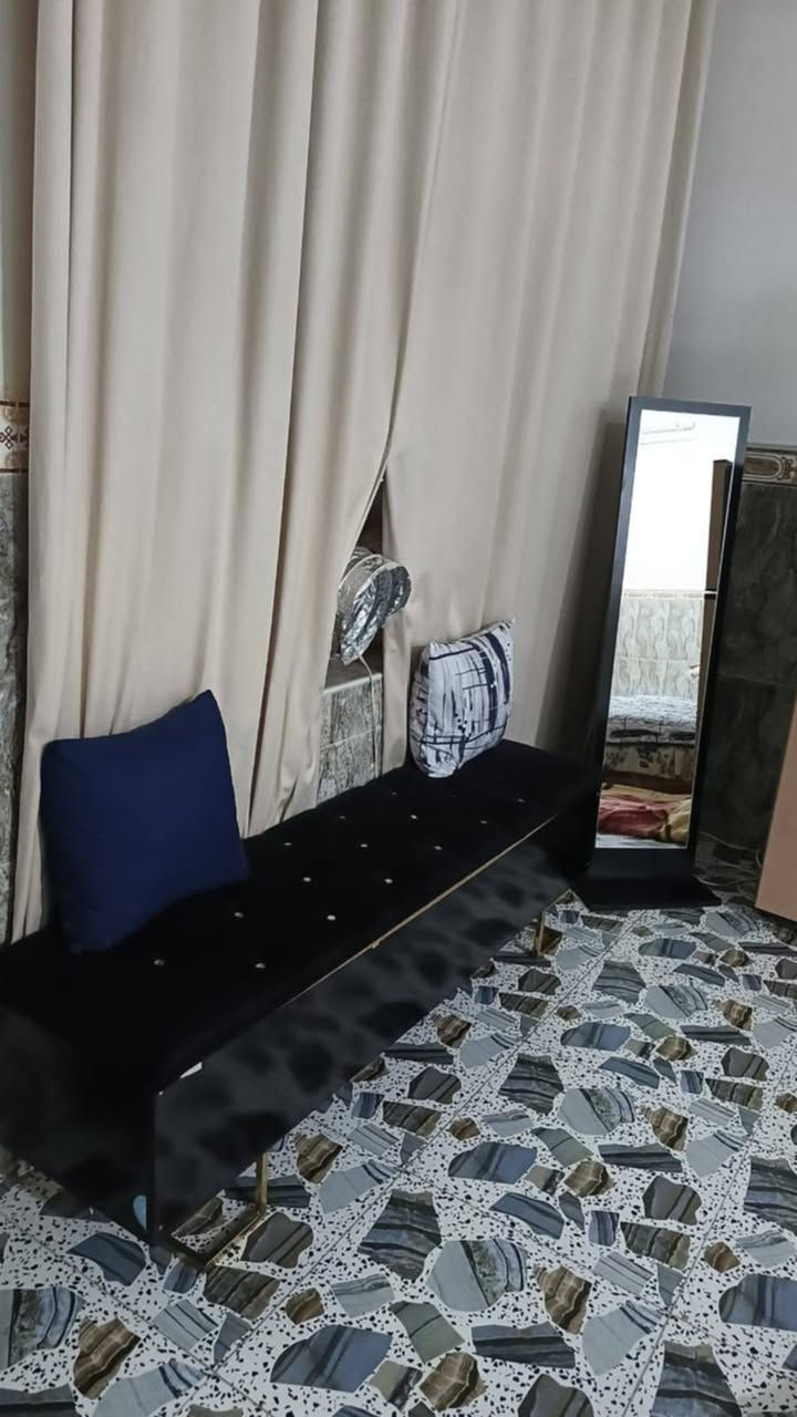 للبيع
جرابي اثنين كامله هيه وفراشها
غرفه نوم تركيه 9 قطع اخت جديده مابيها اي عيب
مكان رمادي


**إذا كنت صاحب هذا الإعلان وتريد حذفه لأي سبب، رجاءا أرسل رسالة إلى الدعم الفني**
