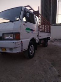 كيا بنكو موديل ٩٤ رقم بغداد سنويه ساقطه من العشرين تاخذ انته صافي وشرط...