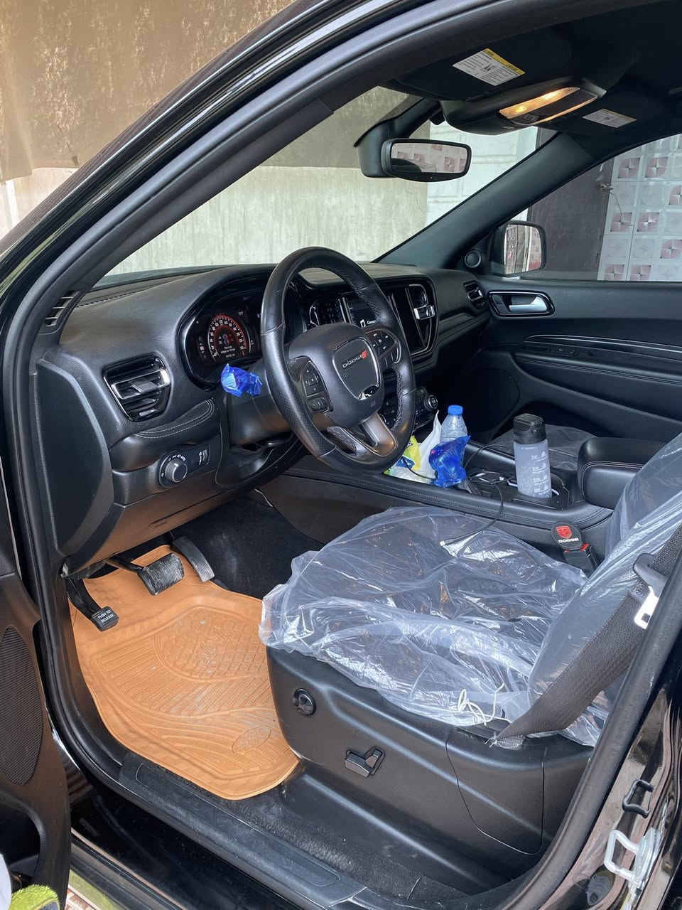 السلام عليكم
للبيع دورنكو 2023 SXT
رقم اربيل الدولي 
تريد تحويل او وكاله 
محرك3600
حادثه جاملغ امامي فقط مبدل 
ماشيه 60
مكاني بابل 
السعر 285
***********
