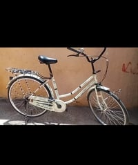 دراجة • للبيع