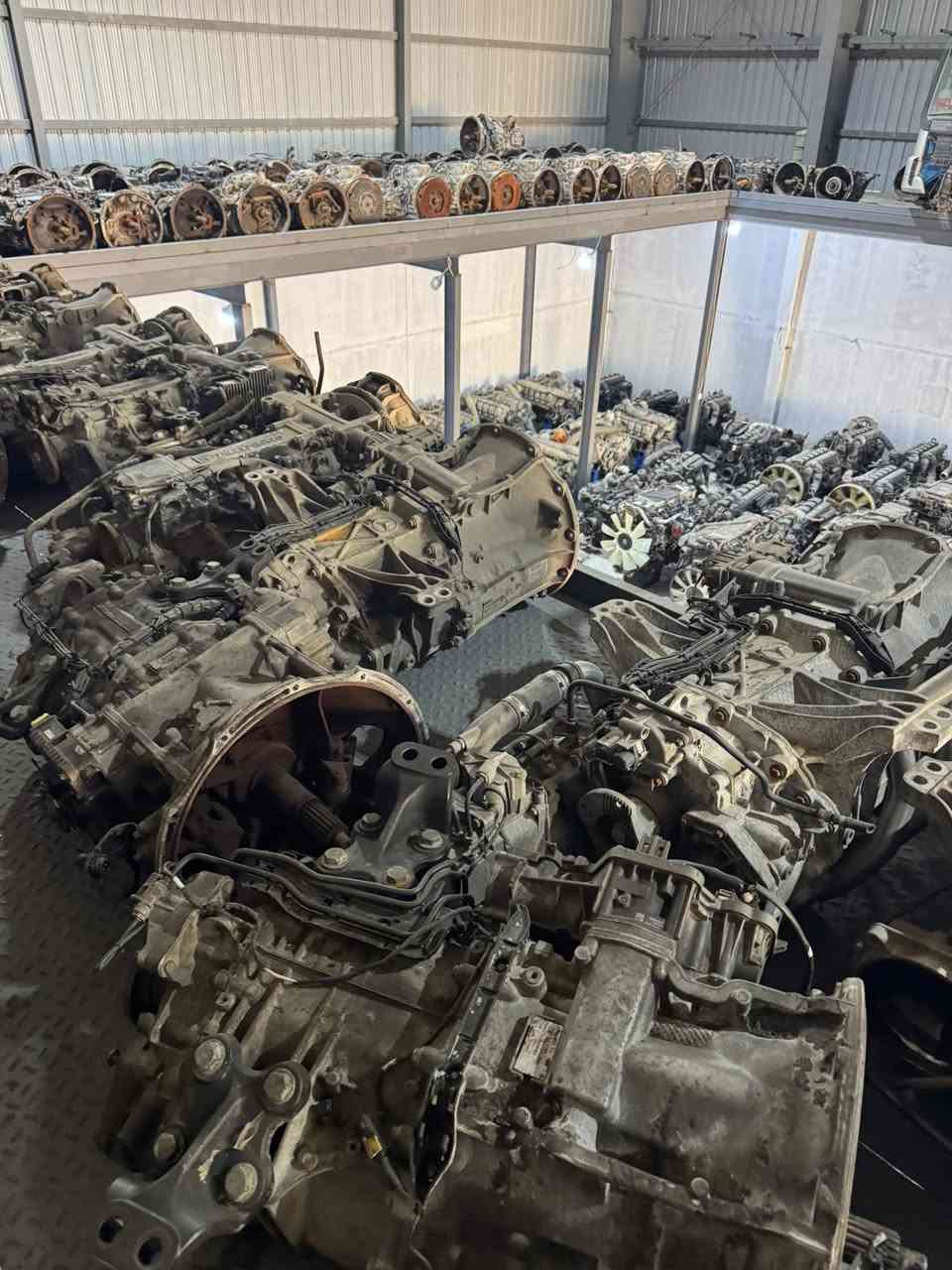 الان موجود انواع الكيرات ومحركات لسيارات مرسيدس 
نوع. اكتروس. اكسور. اتيكو. اروكس. 
العنوان اربيل صناعه شمالي كراج 
محمد حجي سمير كركوكي 
للاستفسار اتصل على الرقم 
009647503130750
009647701326202

Now available: various types of gearboxes and engines for Mercedes vehicles: Actros, Axor, Atego, Arox.
Address: Erbil, North Industrial Area, near the garage of Mohammed Haji Samir Kirkuki.
For inquiries, please call:
009647503130750
009647701326202


**إذا كنت صاحب هذا الإعلان وتريد حذفه لأي سبب، رجاءا أرسل رسالة إلى الدعم الفني**