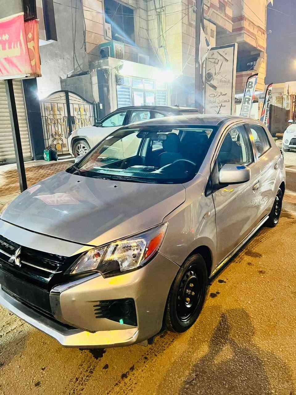 مسيوبيشي ميراج موديل 2024
حادثها باب و جاملغ جهت السايق تبدلن اصلي و حافت البنيد من جهت السايق نصبغت صور الحادث موجوده دخول جديد السياره زيرو ماشيه ٦ الاف رقم فحص باسمي
شاشه جبيره
تحكم ستيرن
سنتر لوك
شاشه قرائة اعطال

السعر ٨٥ قفل 
مكان السياره بالحله حي الزهراء
*********** حلة, بابل
