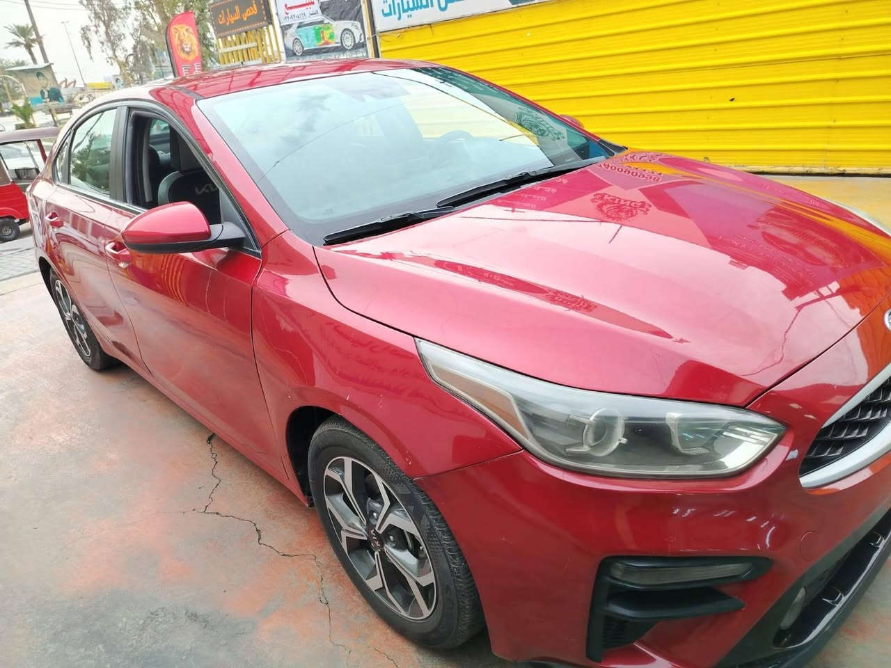 فورتي للبيع موديل ٢٠٢١
ماشية ٣٤ ميل 
حادثها في امركيا موجود فديو
وسونار 
وكذلك بيها حادث جاملغ خلفي
عكس السائق ومعمر ومصبوغ
مكينة وكير وكهرباء وحدادة وتبريد وتدفئة كلها سليمة وشغالة 
بقية التفاصيل بالصور والسونار
سكن بغداد حي اور
 قرب جامع بيت مجيسر 
للاتصال صاحب العلاقة 
 ‏‪ 0770 366 0556‬‏ متوفر وات ساب
غير متواجد فيس 
السعر ١٣٥ وبيها مجال حق الجية ...
