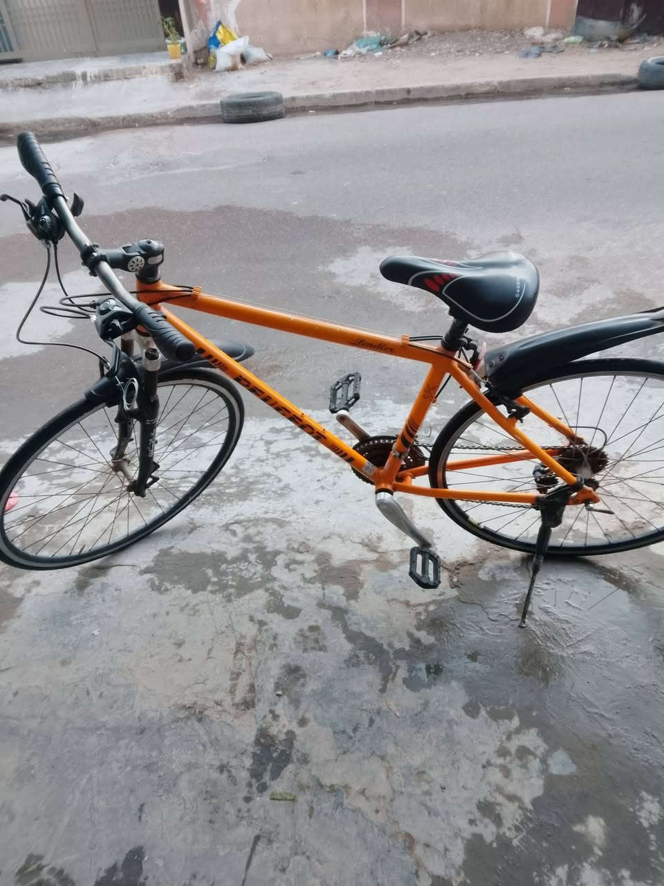 بايسكل بيجو فرنسي اصلي 7 كير خلفي و3 كير امامي ماشه دبل الركبه مالته لعابه تصعد  وتنزل البايسكل نظيف باله فرنسيه للبيع السعر 185 وبي مجال للشراي اليحب يتفضل خاص مفتوح رقمي واتساب 7741792018


**إذا كنت صاحب هذا الإعلان وتريد حذفه لأي سبب، رجاءا أرسل رسالة إلى الدعم الفني**