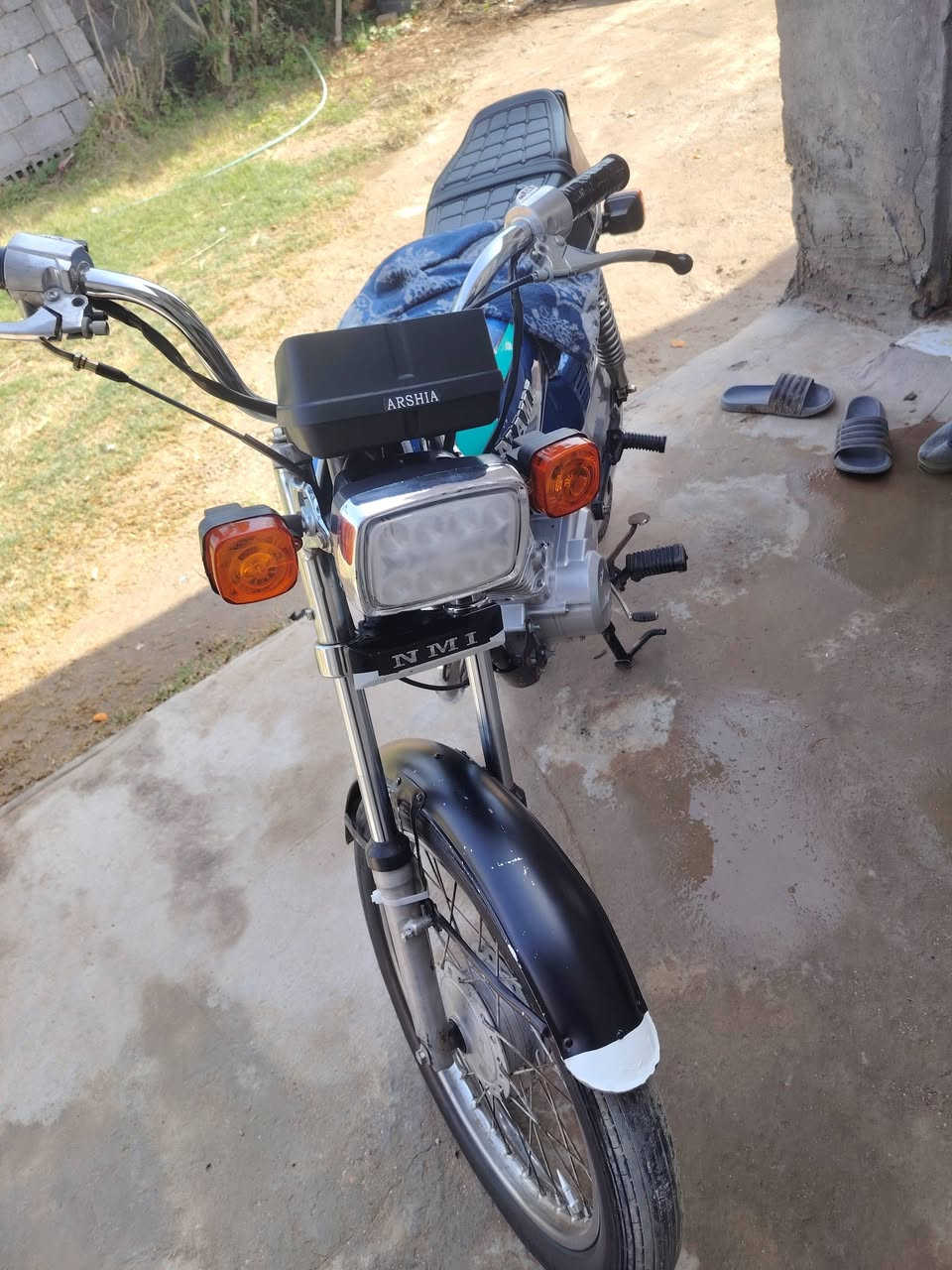 السلام عليكم دراجه للبيع موديل 21 وكاني كربلاء اوراق سكنر
***********
