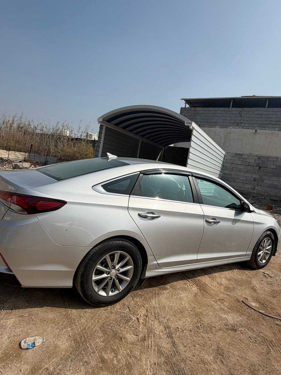 أسلام وعليكم 
سوناتا 2018سياره جاهزه من كلشي تخم تاير 
رقم بصره انكليزي باسمي سياره 
حادثه جاملغ وبنيد نفسهن مصلحات 
ماشيه 59ميل عليه ايدامه كامله رقم صاحب السياره ***********
بصره ابوالخصيب /حمدان
