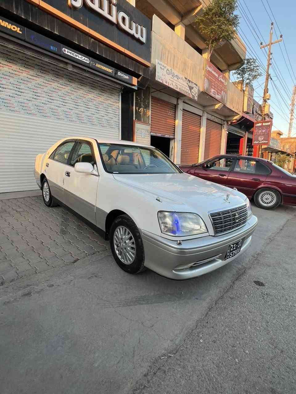 ‎مەلیکە موس ڤیڤیتی ٢٠٠١ یەک دوگمە بۆ فرۆشتن یان گۆڕینەوە بە شتێک بە دڵم بێت
‎داشبوڵ سەر و بن نەجەف 
‎گێڕ و مەکینەی بەشەرت 
‎هایدرۆلیکی گێڕی گۆڕاوە 
‎بەنسی تازەیە 
‎پاتری تازەیە 
‎کارەبایی و تەبریدو گەرمی بەشەرت 
‎زۆر مەزبوتە چرکەی تیا نیە 
‎تەقەو ڕەقەی نیە 
‎تایە و ویلی لۆک 
‎یەک دینار مەسرەفی تیا نیە 
تەنها یەک پەڵەی دەرگای دوای سایەق بۆیاخە
‎ئەگەر موشتەریت تەلەفون بکە سەیارە با نامەو مەسنجەر ناکڕێ 
نرخی : ٥٣ و معامەلە
‎ئەدمینی ❤️
***********
***********
