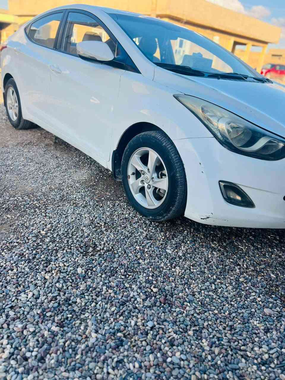 السلام عليكم 
للبيع سياره النترا موديل 2013 وارد خليجي 
رقم اربيل دولي شرط التحويل 
محرك 18 دوش المرغوب 
كير محرك شرط ع فحص 
صدر تواير كهربائيات كلها شغاله 
ضرر 3 قطع صبغ وبيها شبر بارد بالقماره 
السعر ( 115 ) وبيها مجال ،، البيع نقدا فقط 
مكان السياره / صلاح الدين _ الشرقاط 
للاستفسار / *********** \ / ***********
