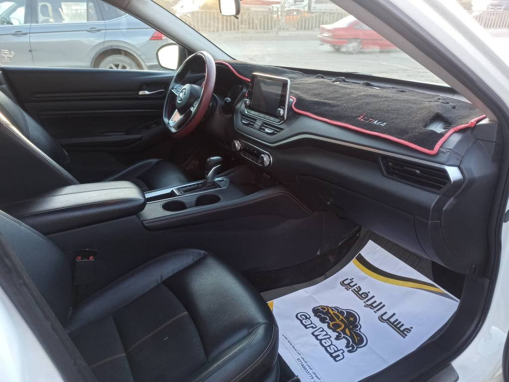 ديل: 2020
الفئة: SR
الممشى: 125 ألف (قابل للزيادة)
المحرك: 2.5
القير: أوتوماتيك
اللون: أبيض صدفي ✨
⚙️ المواصفات:
تشغيل بصمة
شاشة كبيرة
كاميرا خلفية
تحكم كامل بالمقود
كروز كنترول
نظام مانع الانزلاق
جنوط سبورت
مرايا كهرباء
نوافذ كهرباء
تكييف قوي يبرد
السيارة فحص كامل وجاهزة للاستخدام
رقم الشاصي. 1N4BL4CVXLC133484

التواصل *********** موصل, نينوى
