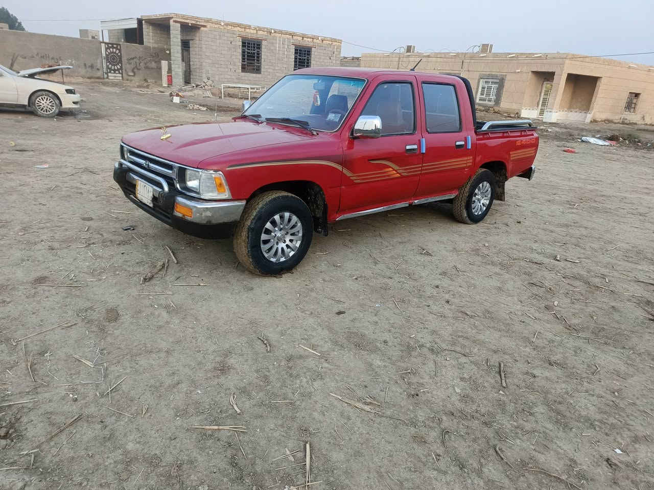 سلام عليكم البيع بيكم تيوتا موديل 92 سياره مكفوله من ضربه محرك وكير حاويه كرهبيات كله شغاله تخم تاير حداديه دواخل جديده
رقم ذي قار سنويه مجدده ***********
