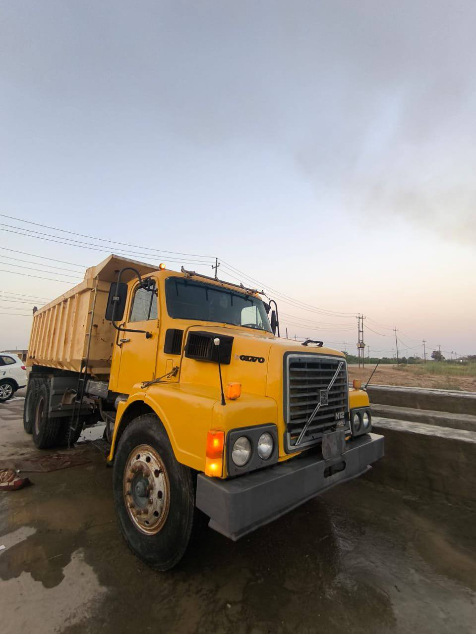 السلام عليكم سيارة فالفو للبيع تخم تاير مكينه كير كفاله شاصي مكفول  للاستفسار الاتصال  ***********
