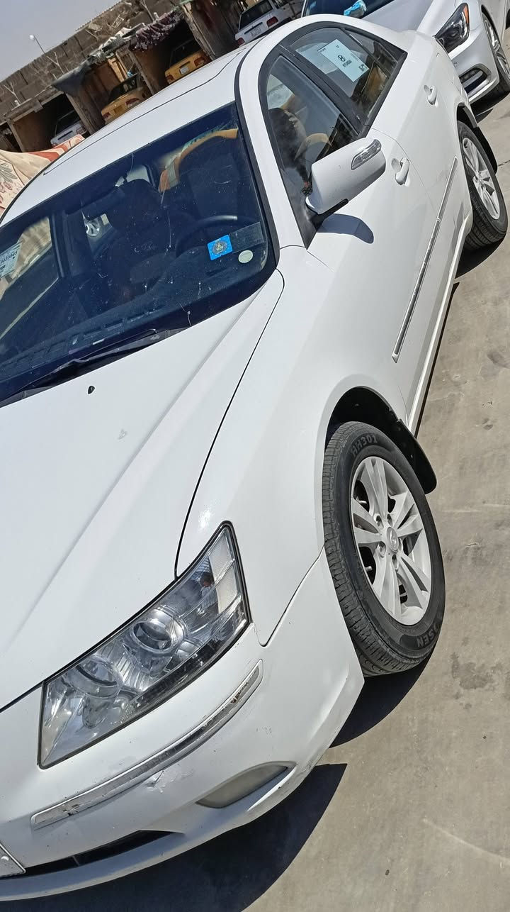 سلام عليكم سوناتا للبيع موديل 11 خليجي مكفول محرك 2000 العنوان ميسان السعر 136 وبيها مجال للاستفسار الاتصال ***********...***********
