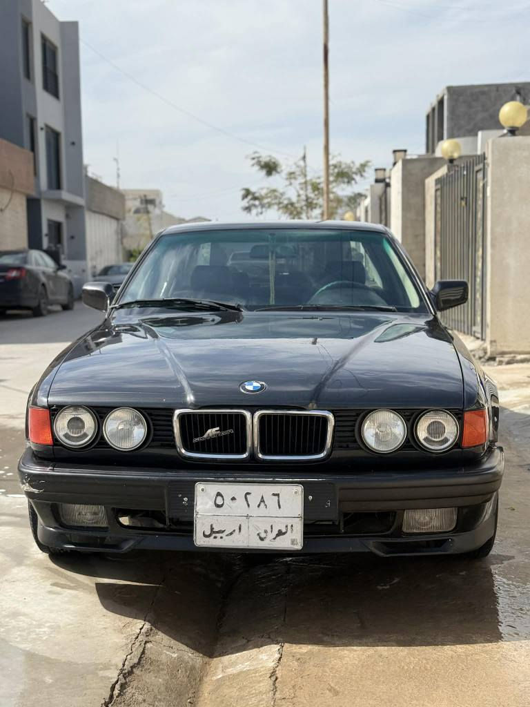 Bmw730
سلام عليكم 
سياره موديل ١٩٩١
شرط تحويل 
سياره صبغ عام جماليه بدون ضربه 
رقم أربيل تبريد 
رقم موبايل *********** كركوك, العراق
