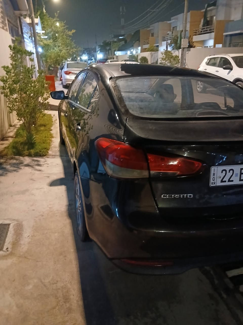 السلام عليكم سيراتو مديل ١٧ رقم اريبل دولي باسمي السعر ١٢٠ ترهم مراوس او بيع رقم الهاتف ***********
