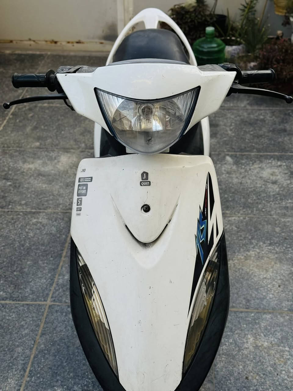 السلام عليكم
ماكس عدله للبيع الدراجه جديده كلش رمبه صار شهرين من ماخذه مختمه مكينه بلاديه وناعمه وقويه ومسويله ادامه كامله بنزات ودسكات وبنز كلج وقايش وخرز ودهن مكينه واكسل وزوج تايرات كله جديد مابيه كل نقص السعر ٧٧٥.


**إذا كنت صاحب هذا الإعلان وتريد حذفه لأي سبب، رجاءا أرسل رسالة إلى الدعم الفني**