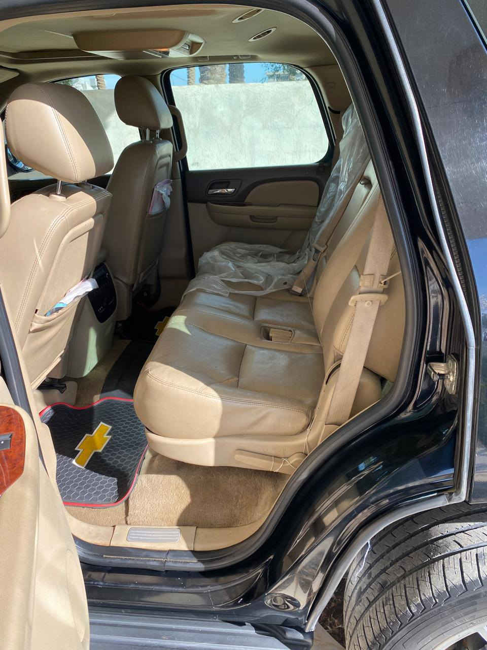 ﷽
‎‏‎تاهو موديل 2011 السياره . 
‎سياره بدون قطره صبغ

‎سيارة خليجية شركه المنصور GM
‎ماشيه 🚅  : / ٢٤٠
🌹🌹🌹🌹🌹🌹🌹🌹🌹🌹
‎‏‎الموصفات فوول ١/١ 
‎‏LTZ
‎‏‎سلايت
‎‏‎كشن تدفئه تبريد 
‎‏‎تشغيل بعد 
‎‏‎كشنات جلد
‎‏‎مري قلابه
‎‏‎مري شفط 
‎‏‎ويل 20 نيكل
‎‏‎يدات نيكل 
‎‏‎حساس خلفي 
‎‏‎مكينه 8 سلندر  ٥٣٠٠ 
‎‏‎داخل بيجي
‎‏‎جنطه الخلفيه كهرباء
‎‏‎كشنات كهرباء
السعر ٢٤٧ وبيها مجال
حگ الجيه و العزوبيه وكل الهلا 
رقم تلفون ***********
***********
