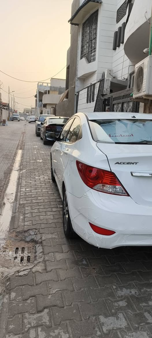 اكسنت مديل 2014 ماشية 146الف رقم السيارة بصرة ومكان السيارة البصرة السيارة مكفولة السنوية لغاية 2030 رقم السيارة انكليزي الجديد السعر 105 ***********
