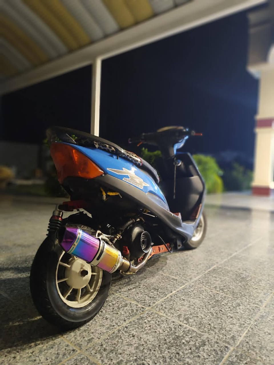 السلام عليكم دراجه ماكس 120 
دراجه  محرك بلادي بوشه 49
صالنصه 7الوان 
وشيال وكفرات دراجه مرتبه
الدراجه مصروف عليه خير من الله 
السعر 650 قفل
العنوان جزيره الخالديه 😄🤍. 
رقمي ***********
