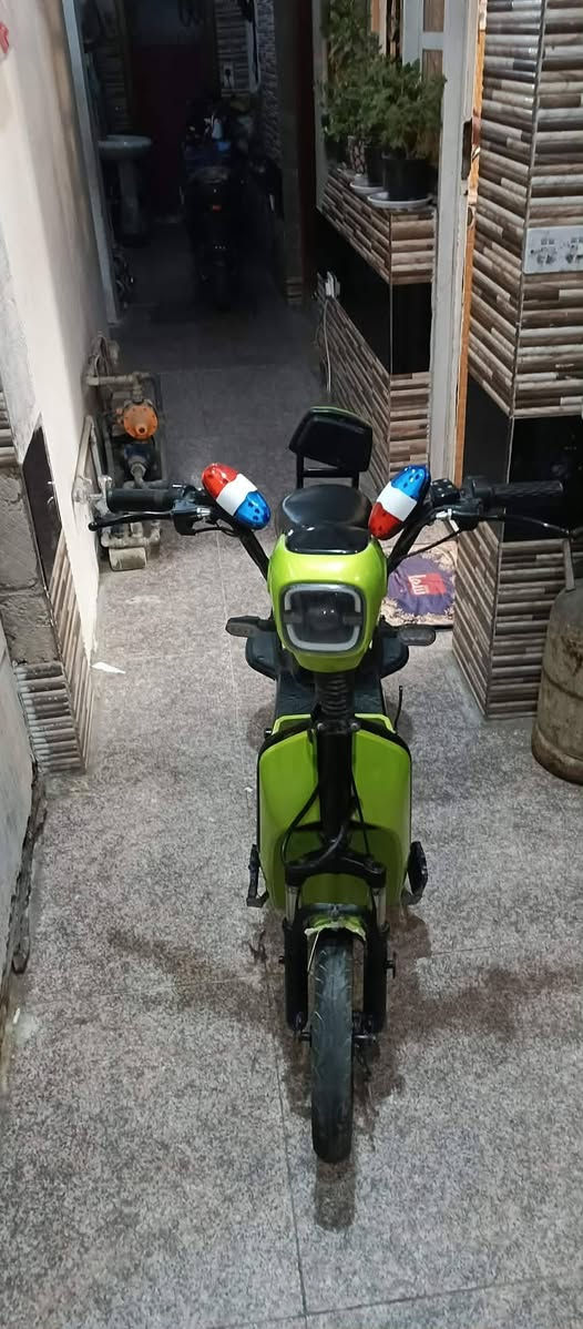 بيع دراجه بطاريات جدد كلشي شغال والسعر مناسب راسل وبيك خير ودلل ***********
