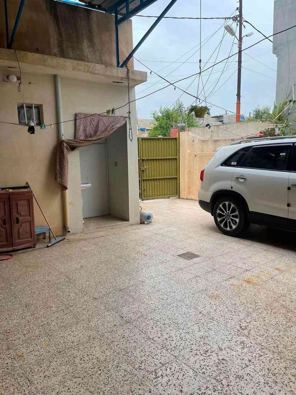 📍• بيت للبيع في قرية سادة وبعويزه البيت 256 متر
يتكون من غرف عدد 5

ومطبخ عدد ٢

وحمام ومغاسل 2

وحوش واسع يسع ل 3 سيارات 

للاستفسار اكثر الرقم للاتصال

*********** / بي واتساب

السعر خاص
