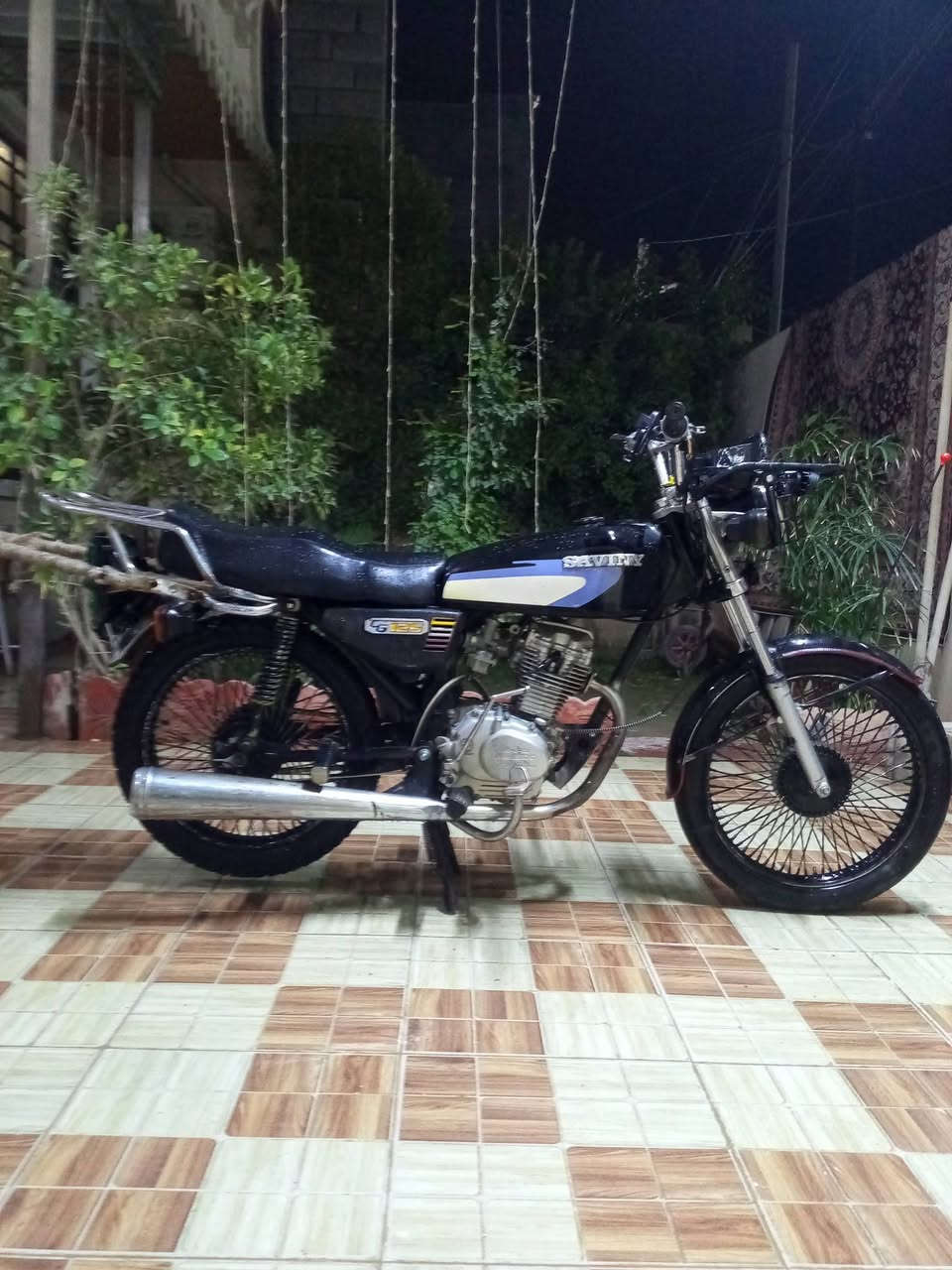 السلام عليكم 

دراجه ملكه برو موديل 19 لبيع 

شلعه معدل فول كهربائياته كلها شغاله 

النضافه %90 السعر 300 وبيها مجال 

مكاني تكريت مجمع جوهره 

استفسار رقمي متواجد فقط وتساب 

***********
