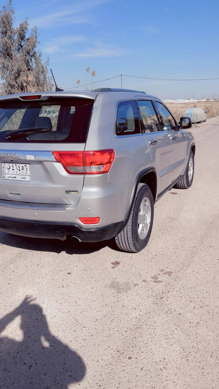 ‏سلام عليكم سيارة للبيع موديل 2012 هاي السيارة بغداد أغاني حسينية الراشدية يريد اتصل عليه ويعرف تفاصيل اكثر بيع اموس ***********￼
