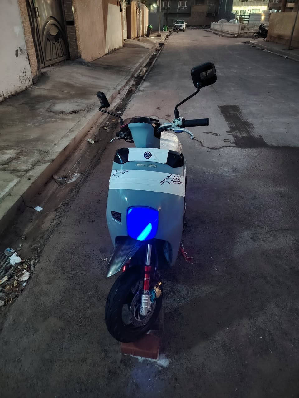 للبيع او امراوس أشعندك نزل بوليس حديث 2014 نوزل مصطره حديث ياباني   كفاله عامه دراجه مزوعه تزويد
1.كلجات رياضي WFاصلي
2.صدر امامي رياضي
3.صدر خلفي رياضي فول
4.فج معه الطاسه رياضي
5.استاند صفح
6.قطره دهن مكينه
7.قطره دهن اكل
8.سيابه تزويد اصلي
9.جامرلغ كاربون
10.صالانه رياضي اصلي صوت طرب
11.تعلاكه وسط
 12.ليت زنون اصلي عالي ناصي زنون 
 شرط شلعه  تشك الكاع ومعدل دراجه بصمه نكره ابكل وكت
سعر   900اوبيه مجال بسيطه اتصل مكان ديالى بعقوبة فلكت الأمين رقم الهاتف *********** والخاص مفتوح
