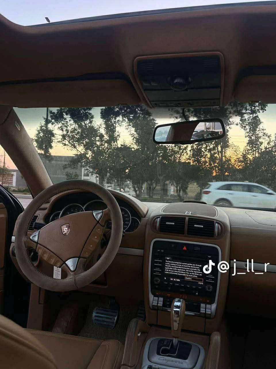بورش كايان خليجي 2010جاملغ امامي صبغ فقط بدون نقص محرك كير تبريد حداديه رقم سليمانيه الجديد تحويل وكالة مكانه بابل السعر 125
***********
