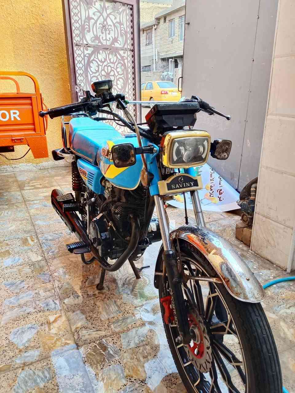 سلام عليكم ايرانيه سولنك 5كير  موديل 2024 اوراقها موجوده الدراجه ما مشتغله من الدوام للبيت فقط مكينه150 ما مفتوحه  كهربائيات شغاله كلها  الدراجه خير من الله نضافتها 100/95 
 السعر
 675 الف 
 العنوان بغداد الشعلة
*********** بي وتساب
