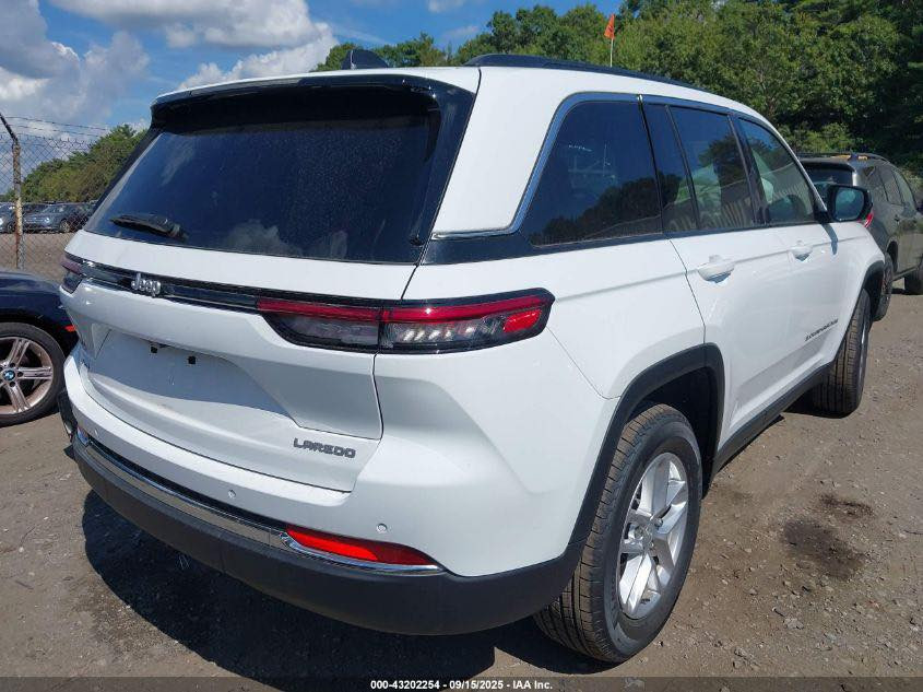 السلام عليكم 
للبيع 
JEEP 
فئة لاريدو 
موديل 2025 
مواصفات 
فتحة
بصمة 
هندبريك اوتو 
شاشة كامرا
رادرات 
مواصفات الاريدو المعروف 
ماشية 6000 mi 
السياره بلطريق 
توصل يوم 27/3  عمان 
ترهم لمن لديه كتاب شهداء 
للاستفسار عن السعر وباقي التفاصيل 
زيارة موقع شركة
كاليفورنيا للمزادات الامريكية والكندية 
بغداد حي الخضراء
***********
نعمل بنظام العربون لحين وصول السياره
