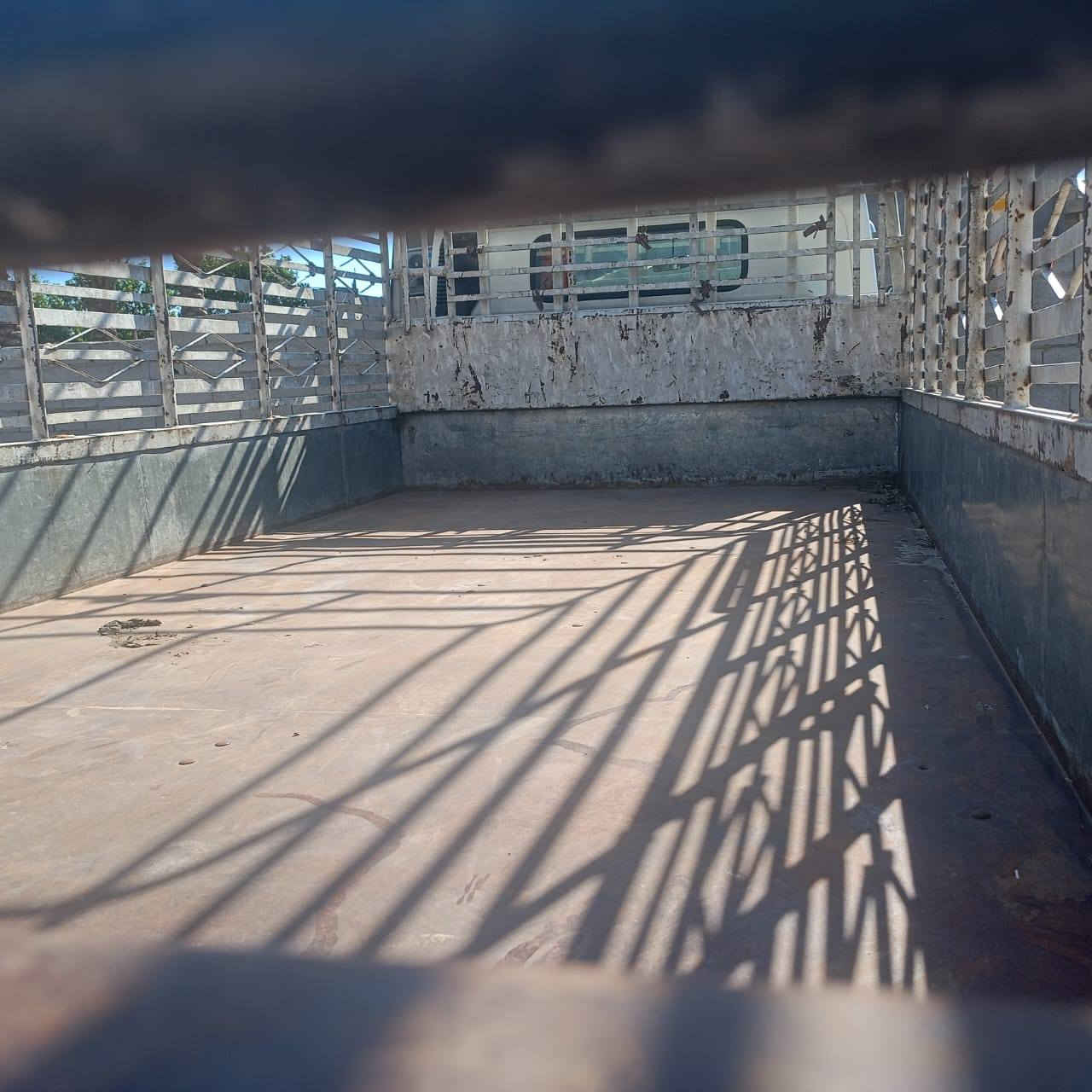 للبيع بدي كنتر طول اربعة ونص
صندوق تانكي  مغلف جنل داخلي
السعر ٢٠ورقة  

للأستفسار ***********
المكان بغداد
