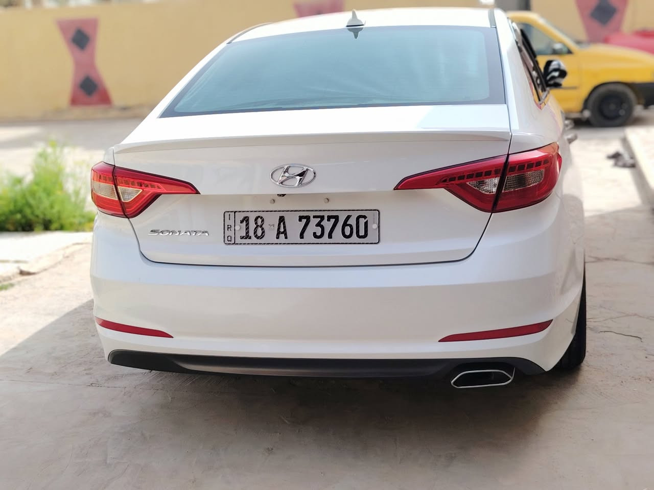 يا الله سلام عليكم
سوناتا 2016 وارد امريكي
رقم بابل دولي 
مواصفاتها
شاشة كامرة
تحكم ستيرن
3وضعيات قيداده 
السيارة ماشية 140ميل
مكينه وكير حداديه
وكرهبائيات كله مكفول  
السيارة جديدة واحله من الصور 
السيارة بيها جاملغ
أمامي  وشبر  بابنيد 
جاهزة للأخير أو نضيفة
 مكان السيارة بابل
رقم الهاتف ***********
السعر اتصل وبيك خير وتدلل
