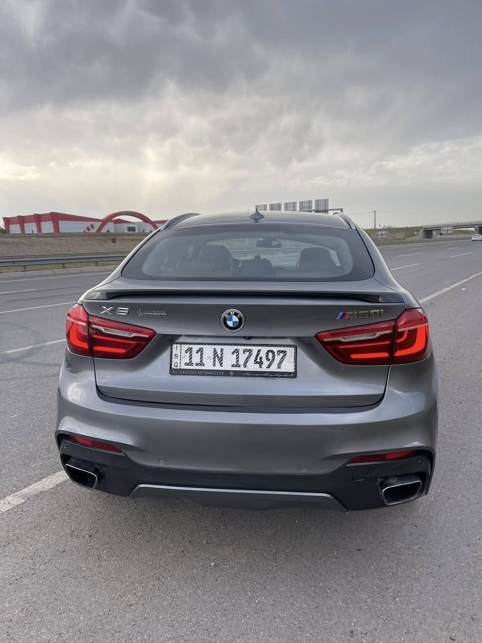 السلام عليكم 
للبيع بي ام x6 50i
موديل 2018 فول مواصفات رادار امامي هدب دسبلي بوب شفط رادارات جانبيه كامرات 360 كشنات تدفئه تبريد وباقي المواصفات المعروفه 
السياره خليجيه صبغ بسيط في الجاملغ الخلفي اليسار 
السعر 28
للاتصال 
***********
***********
***********
