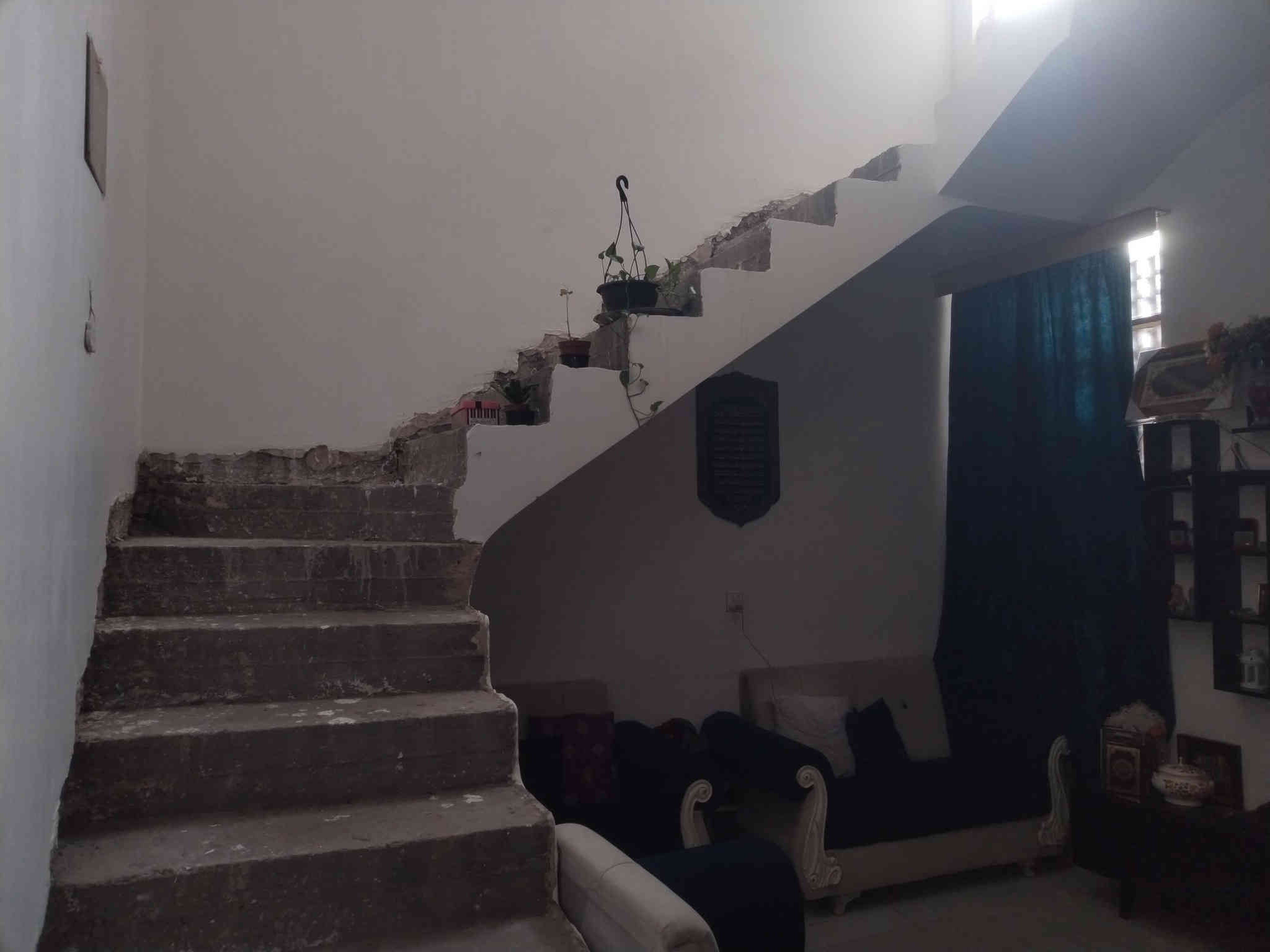 السلام عليكم
للبيع بيت واجه ٥م ونزال ٢٥ م
حي الصحفين قبل العماير الفرع الرابع بيت طابقين
المنطقة مخدوم ماء كهرباء ومجاري
بناء ٢٠٢٤
البيت مطلوب إسكان ٣٧ مليون
تدفع ١٩٢ للإسكان 192الف
للاستفسار الاتصال على الأرقام التالية
***********
***********
