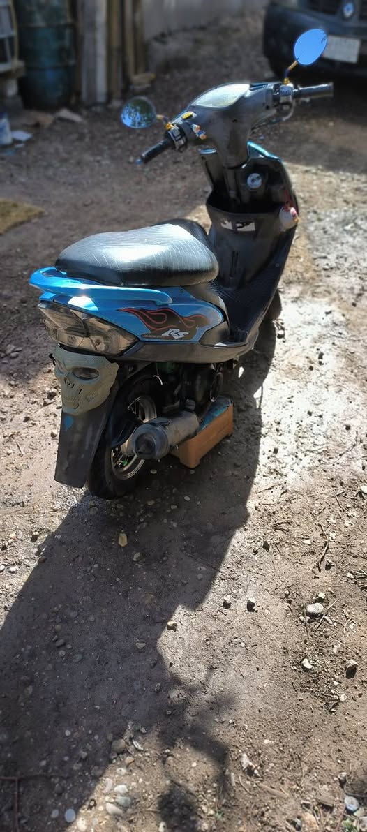 سلام عليكم دراجه مكينه مكفوله كفاله عامه دراجه حلو ومرتبه بيه نقوصات كلش بصيطه كلش مثل صالنصه براغيه مسحوكه سلف وهندر شغاله دراجه خير من الله شلعه و معدله ١٠٠بلاديه وكلجات بلاديه صورة الكور موجوده بل صور ناشره ما مفتوحه ابد مكاني بغداد البلديات مراوس أو بيع ب٥٥٠الف


**إذا كنت صاحب هذا الإعلان وتريد حذفه لأي سبب، رجاءا أرسل رسالة إلى الدعم الفني**