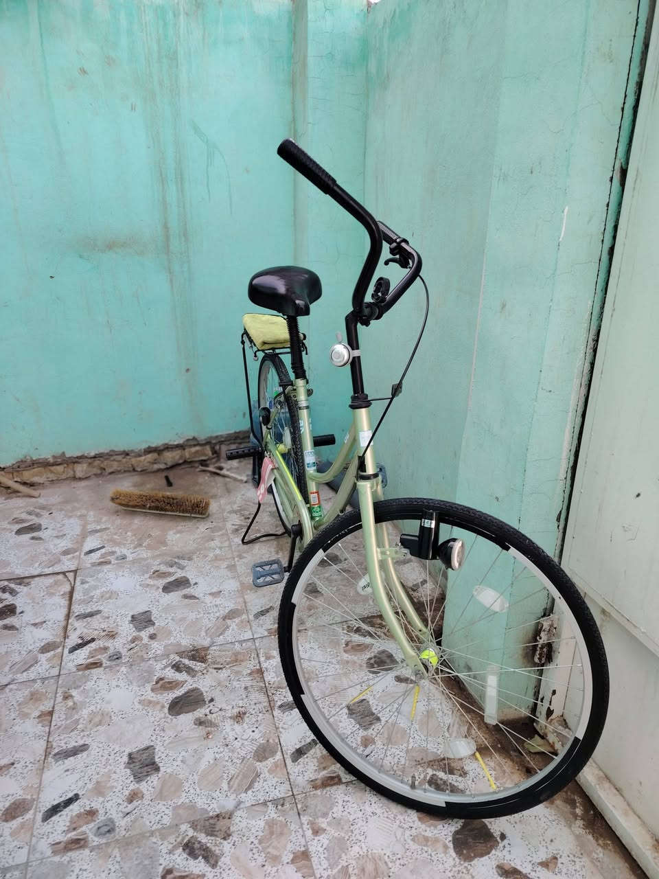 السلام عليكم  .............. بايسكل BD موديل 2020 حجم26 لـــلــبــيـــع السعر  125الف وبي مجال.. مكاني كوفه الشراي يجي خاص ويتدلل


**إذا كنت صاحب هذا الإعلان وتريد حذفه لأي سبب، رجاءا أرسل رسالة إلى الدعم الفني**