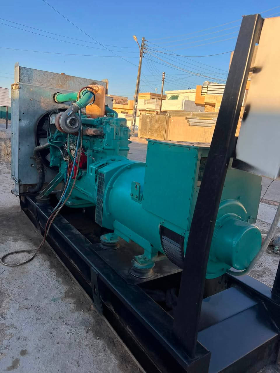 للبيع فالفو 122/f12 استندر ***********
