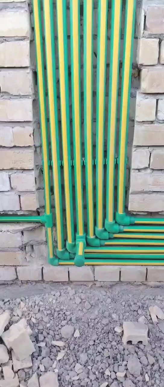 ياالله اختصاص تأسيس مي ومجاري شغلي هوه يسولف وشطر مضمون اي خلل اني اتحمل مسئوليه اي واحد عندة شغل اني بخدمته واتساب *********** واتصال عله هاذا الرقم.*********** واني بخدمته
