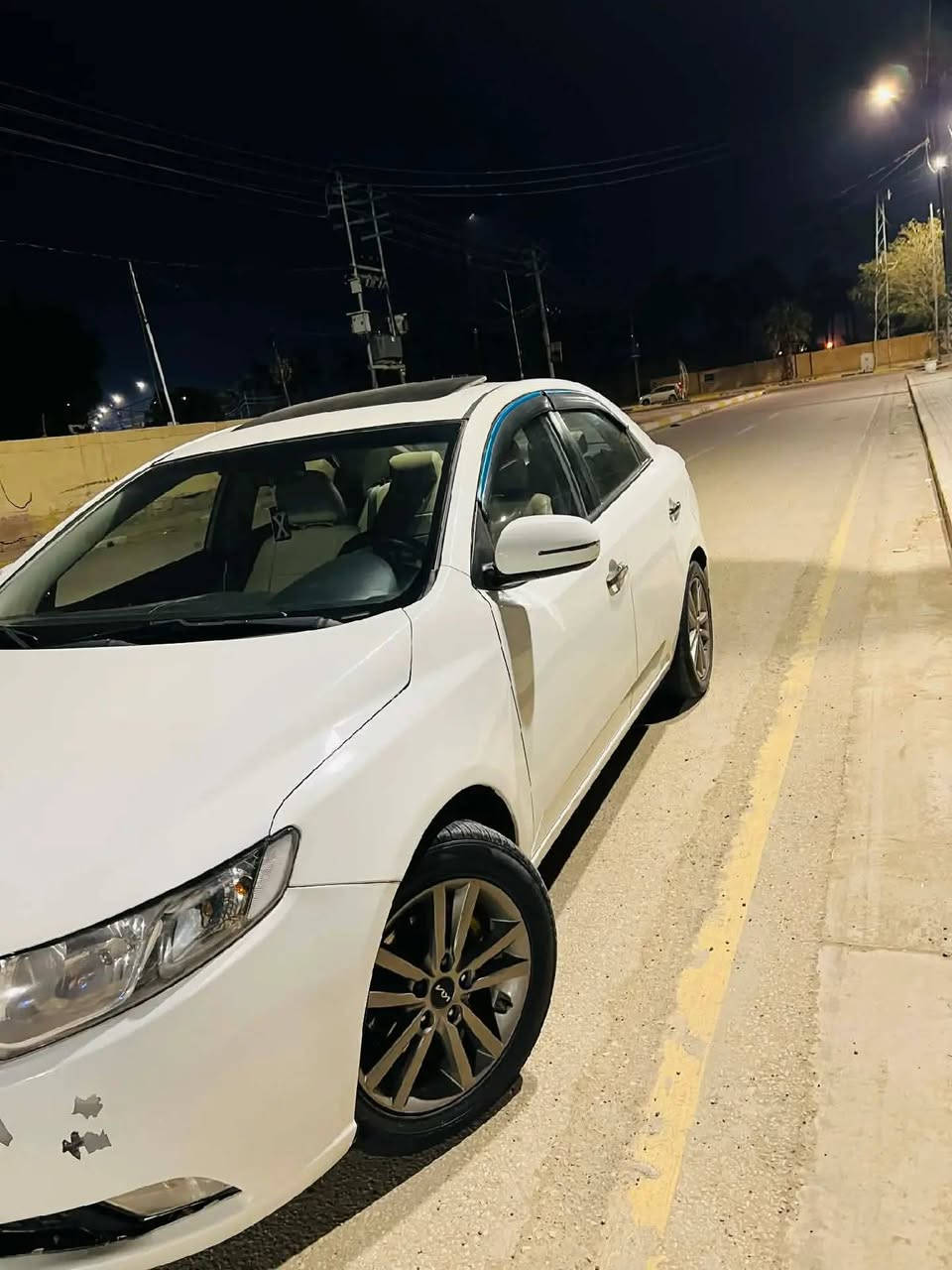 2013سلام عليكم سيراتو بيها قطعتين رش بدون ضربه تخم تأير جديد تخم ويل جديد دوشمه جديدة فول مواصفات ماعده البصمه سعر ١٠٠ وبيها مجال +9647714794469


**إذا كنت صاحب هذا الإعلان وتريد حذفه لأي سبب، رجاءا أرسل رسالة إلى الدعم الفني**