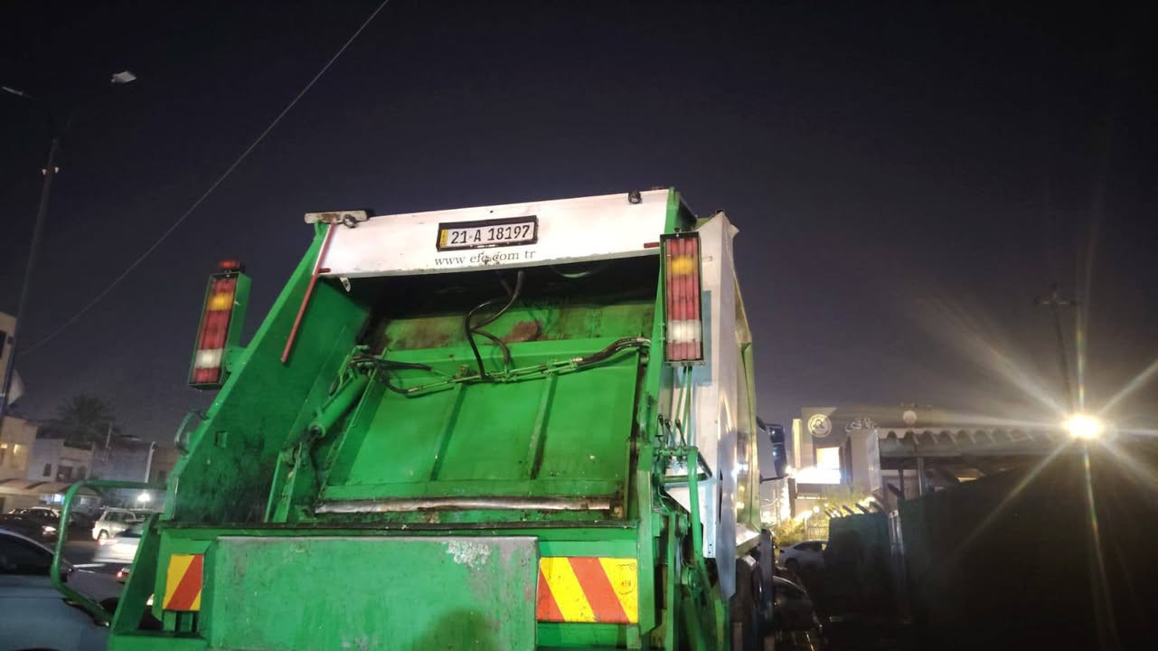 كابسه مارسدس ٢٠٠٣ جاهزة للعمل مع عمل مكان البياع السعر ٢٠٠ ورقه ***********
