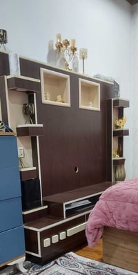 مكتبه • جديده • للبيع